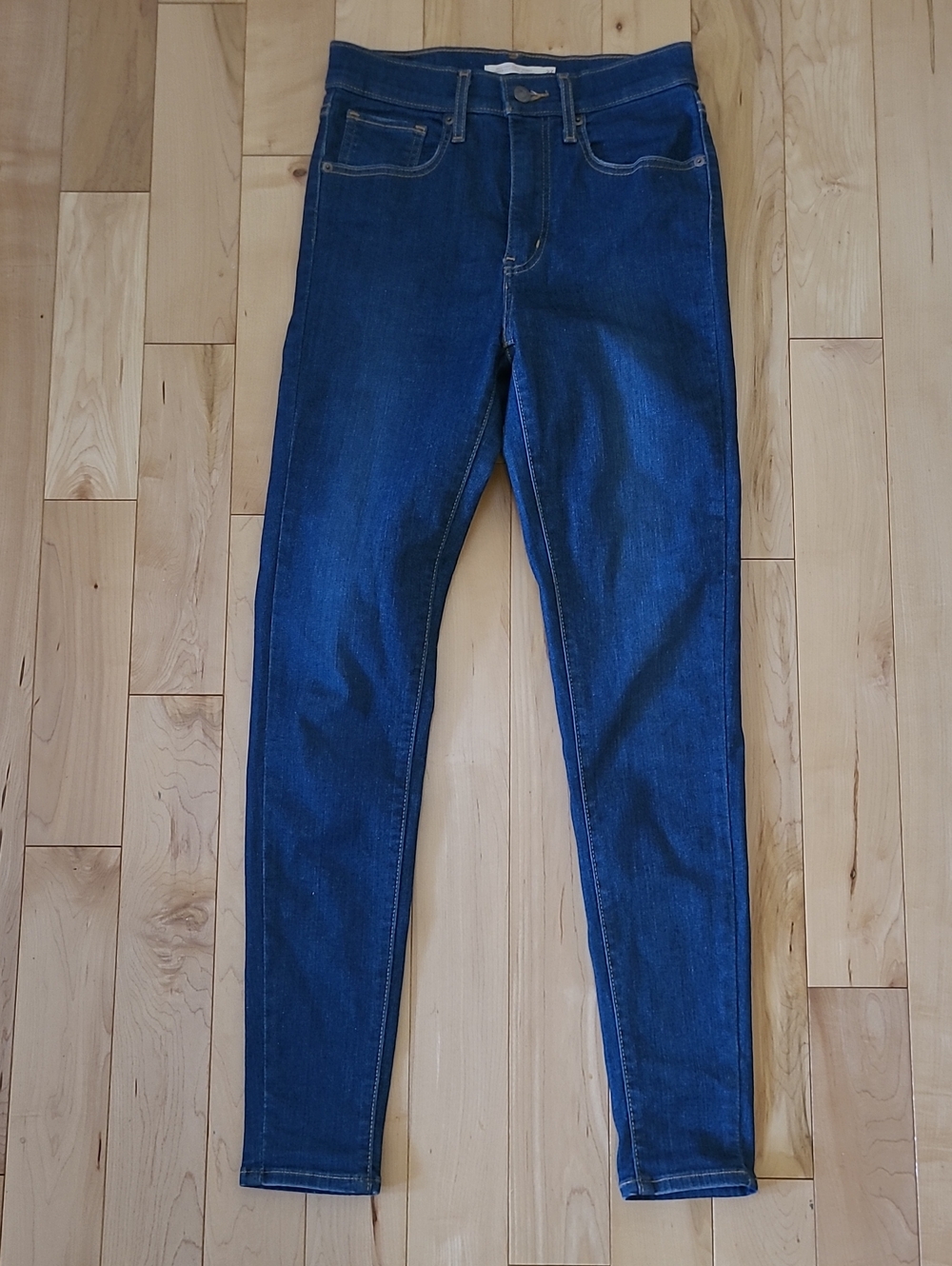 Levi's Women's Size 27 Sky High Super Skinny Jeans